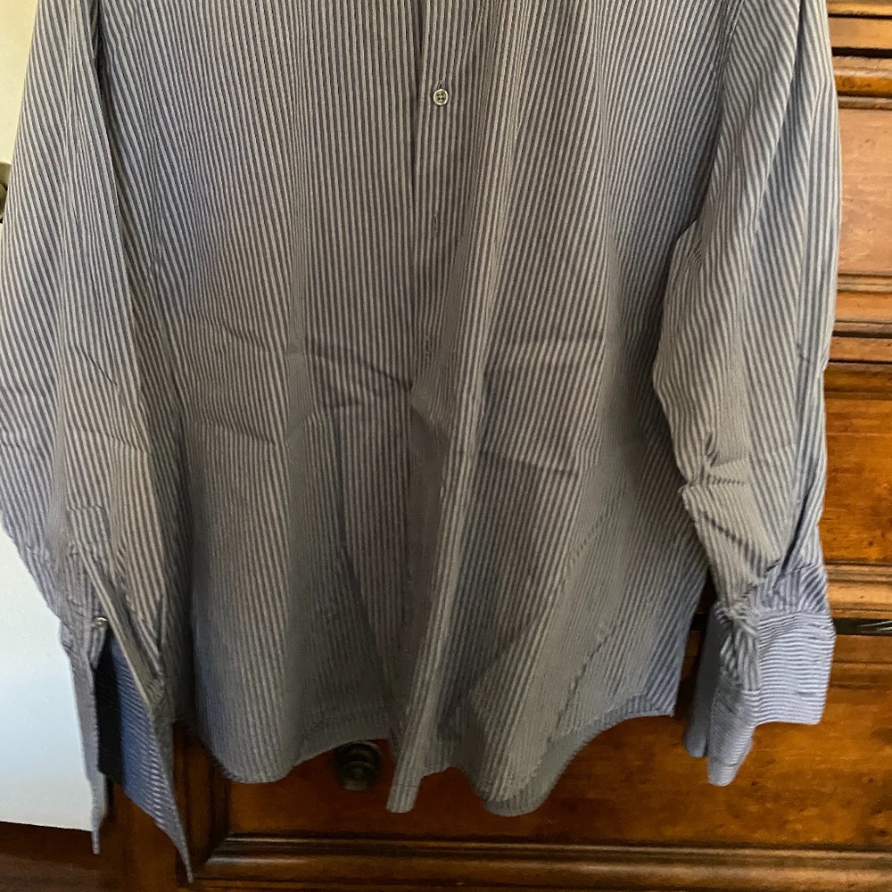 Shirt - Picture 2 of 2